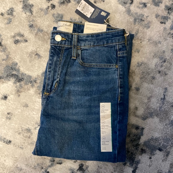 Universal Thread Denim - Universal Thread High-Rise Slim Bootcut Jeans